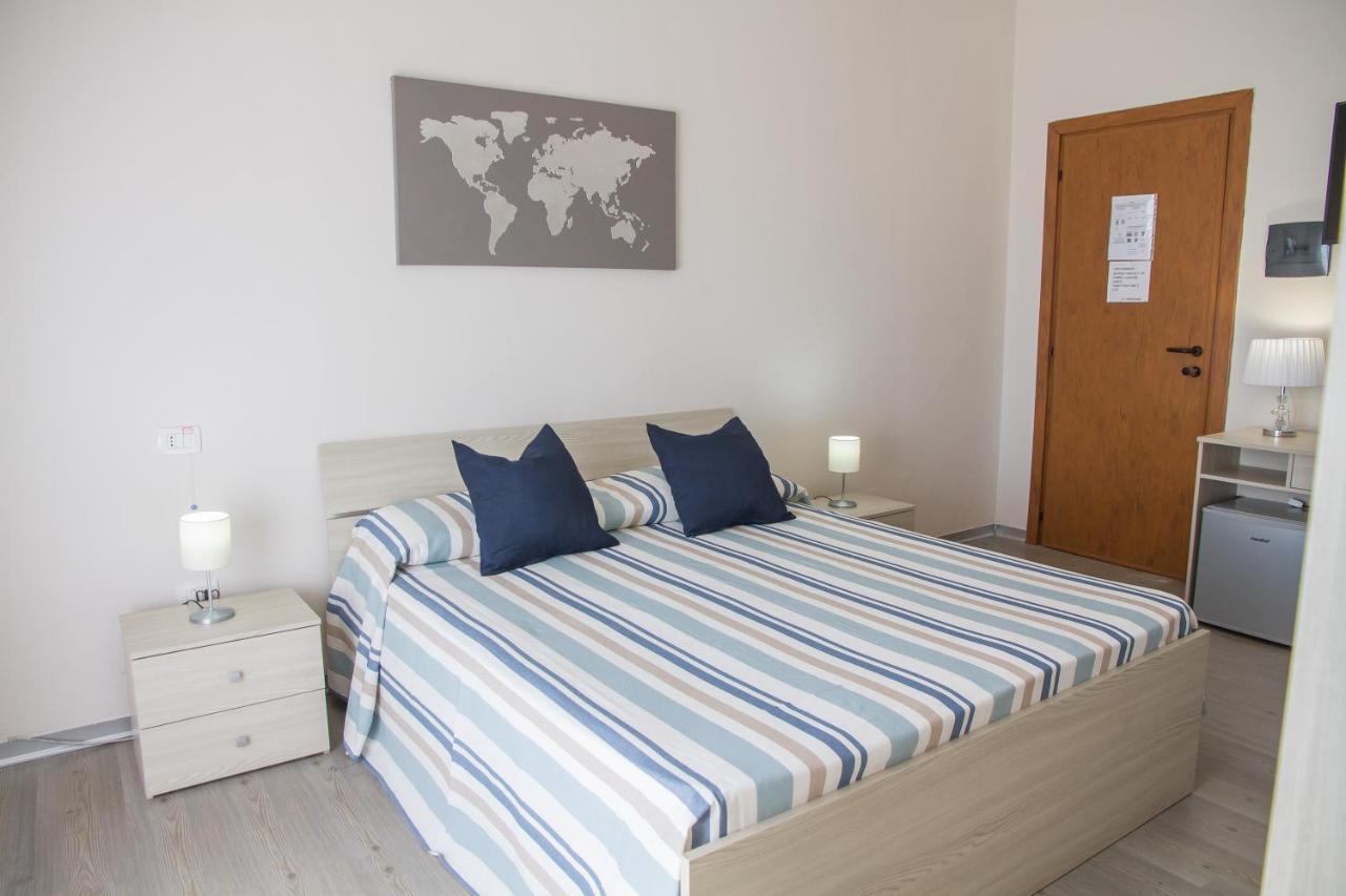 Bluriva Hotel Cirò Marina Extérieur photo