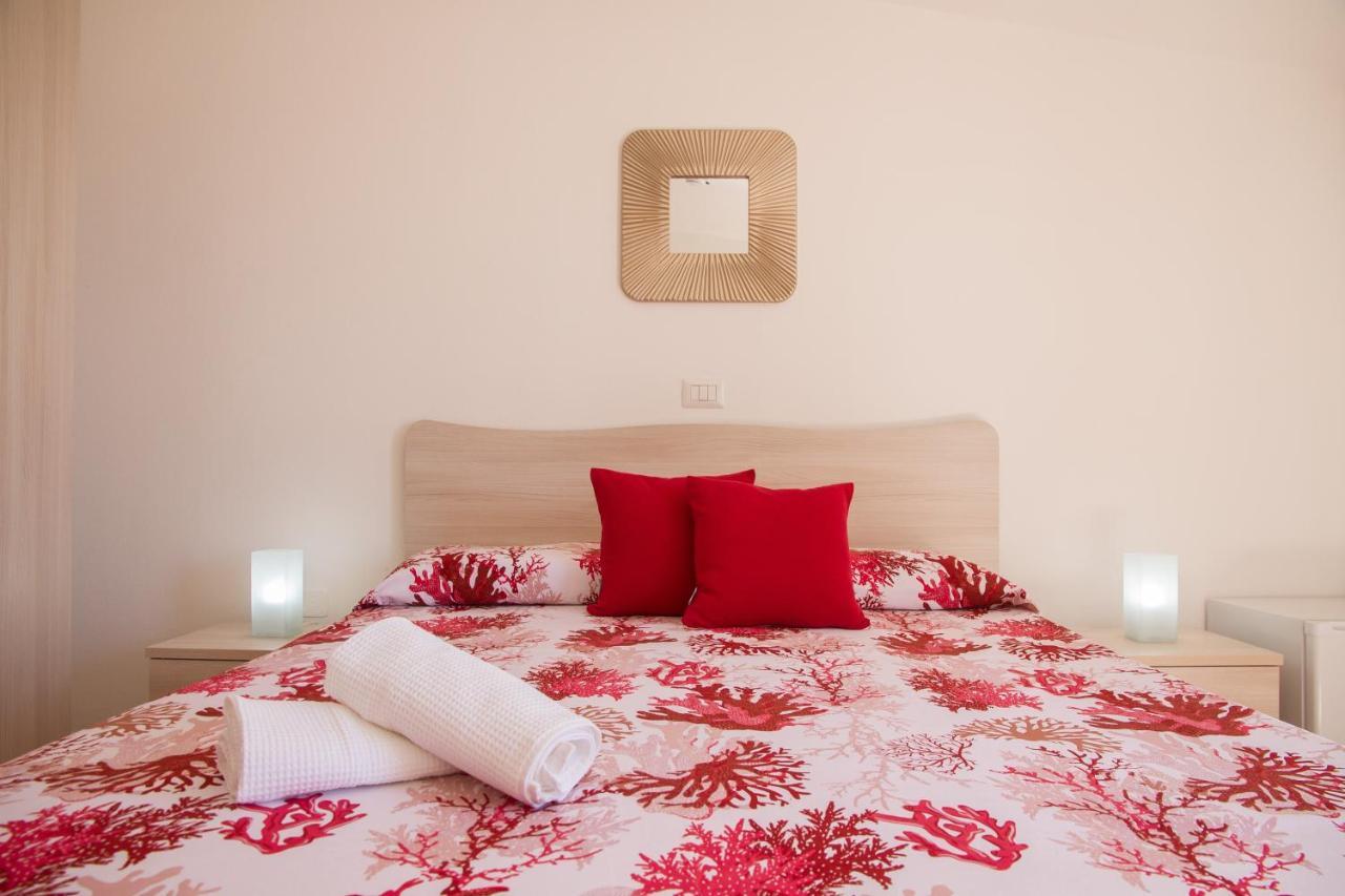 Bluriva Hotel Cirò Marina Extérieur photo