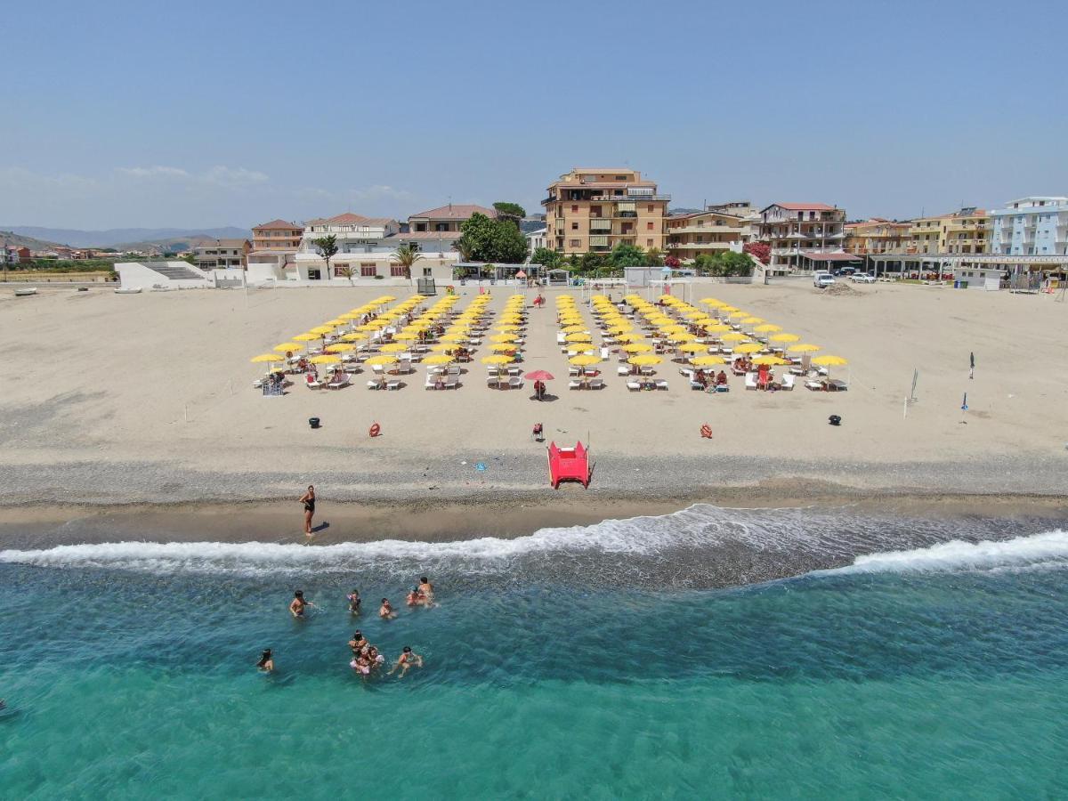 Bluriva Hotel Cirò Marina Extérieur photo